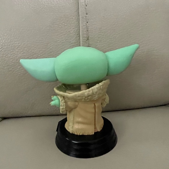 NWOT Star Wars Baby Yoda Bobblehead - Picture 3 of 3